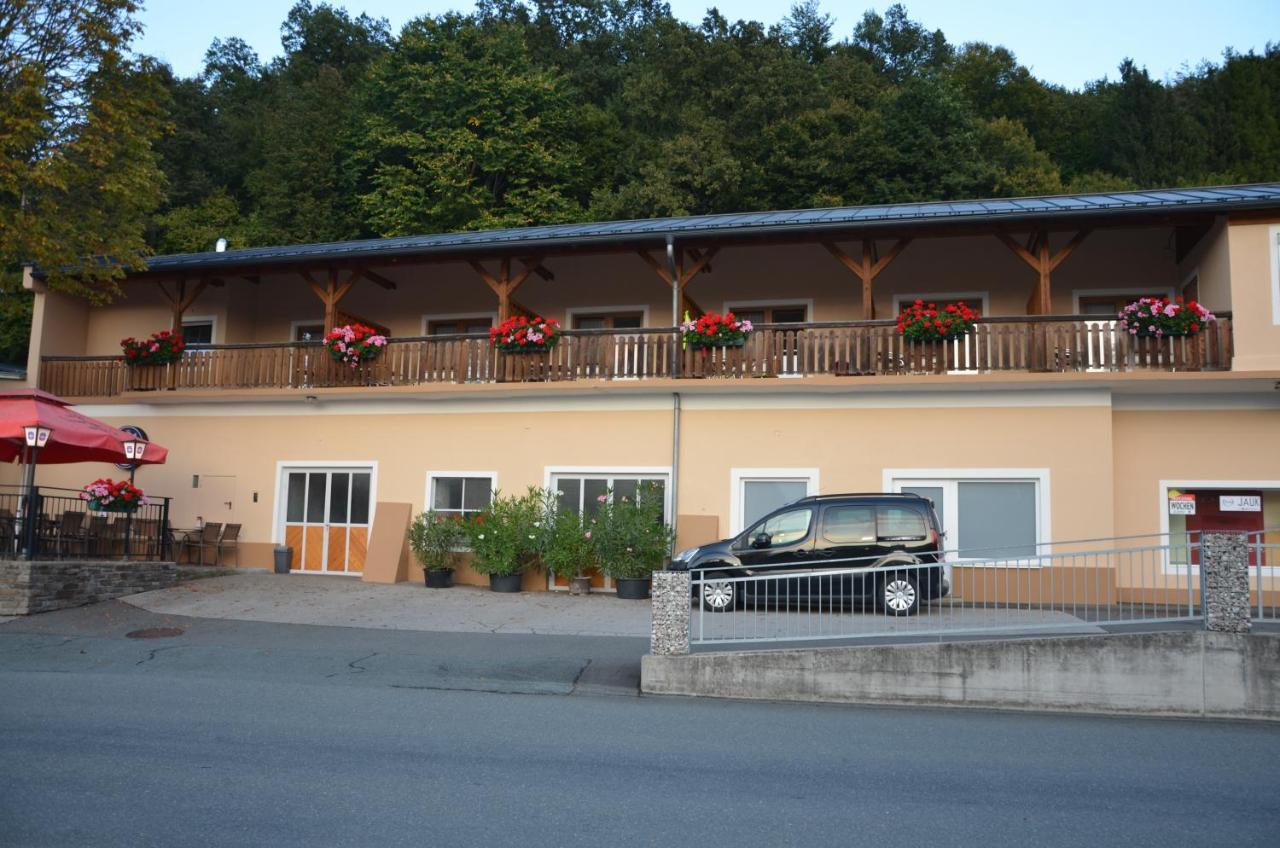 Gasthof Jauk-Hartner Sankt Johann im Saggautal Exterior foto